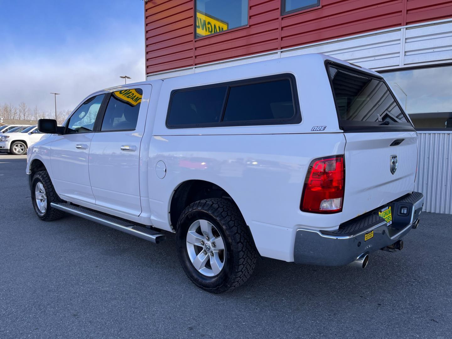 2013 White /Black RAM 1500 SLT Big Horn (1C6RR7LT7DS) with an 5.7L engine, 6-Speed Automatic transmission, located at 1960 Industrial Drive, Wasilla, 99654, (907) 274-2277, 61.573475, -149.400146 - Photo#2